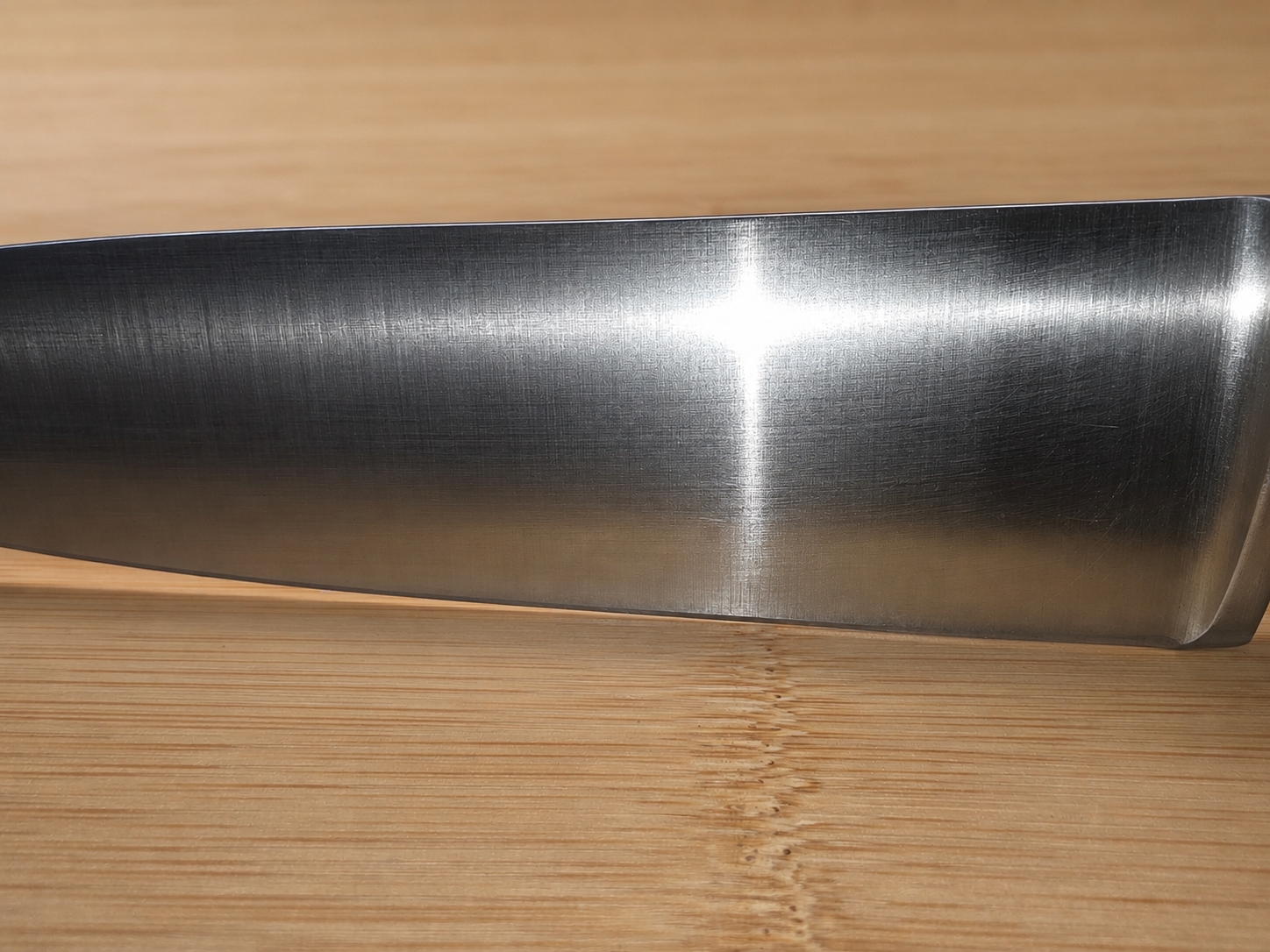 Edge-level view of knife heel after bolster repair